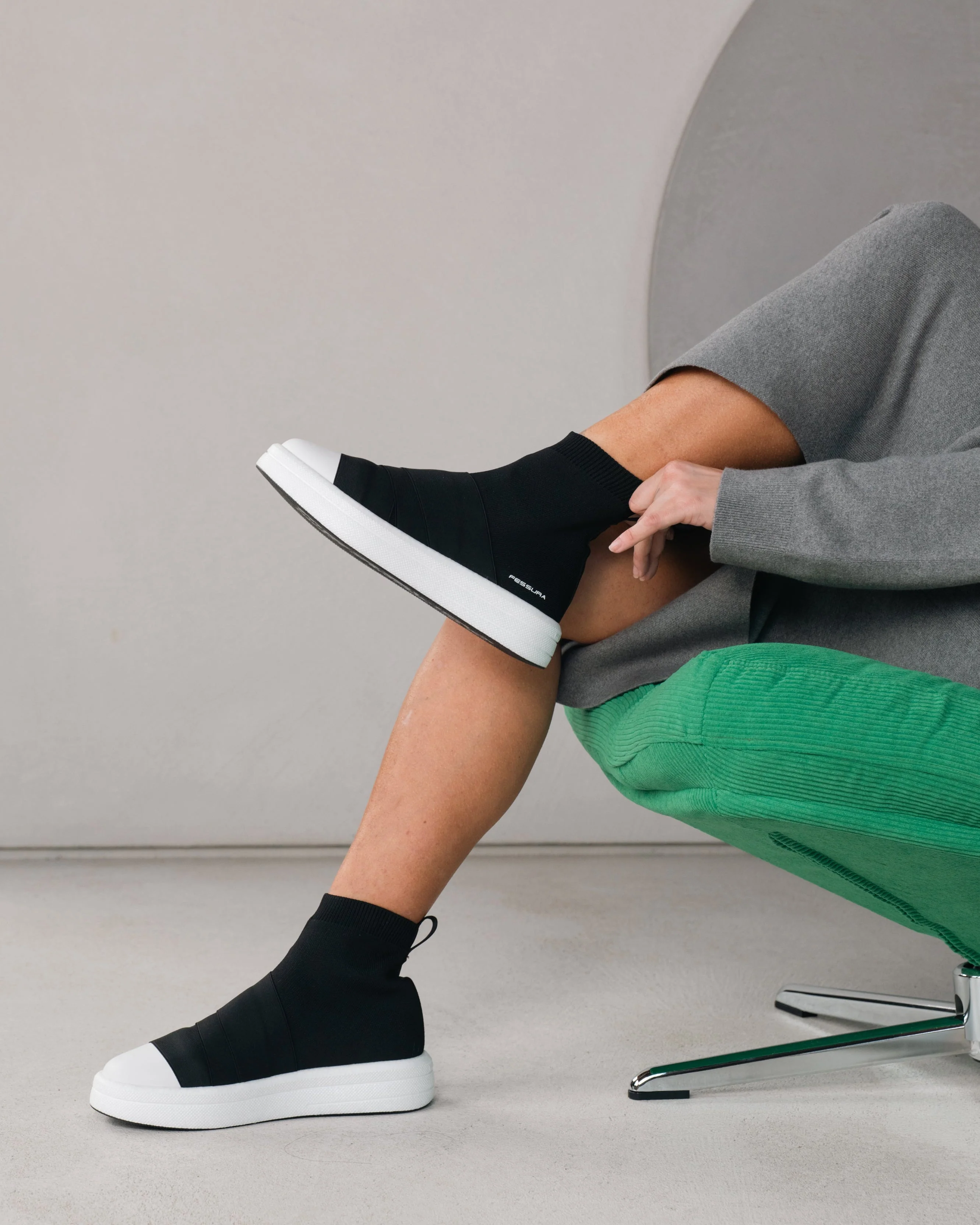 Fessura Italia Foam Y 01 White-black Everyday Sneakers
