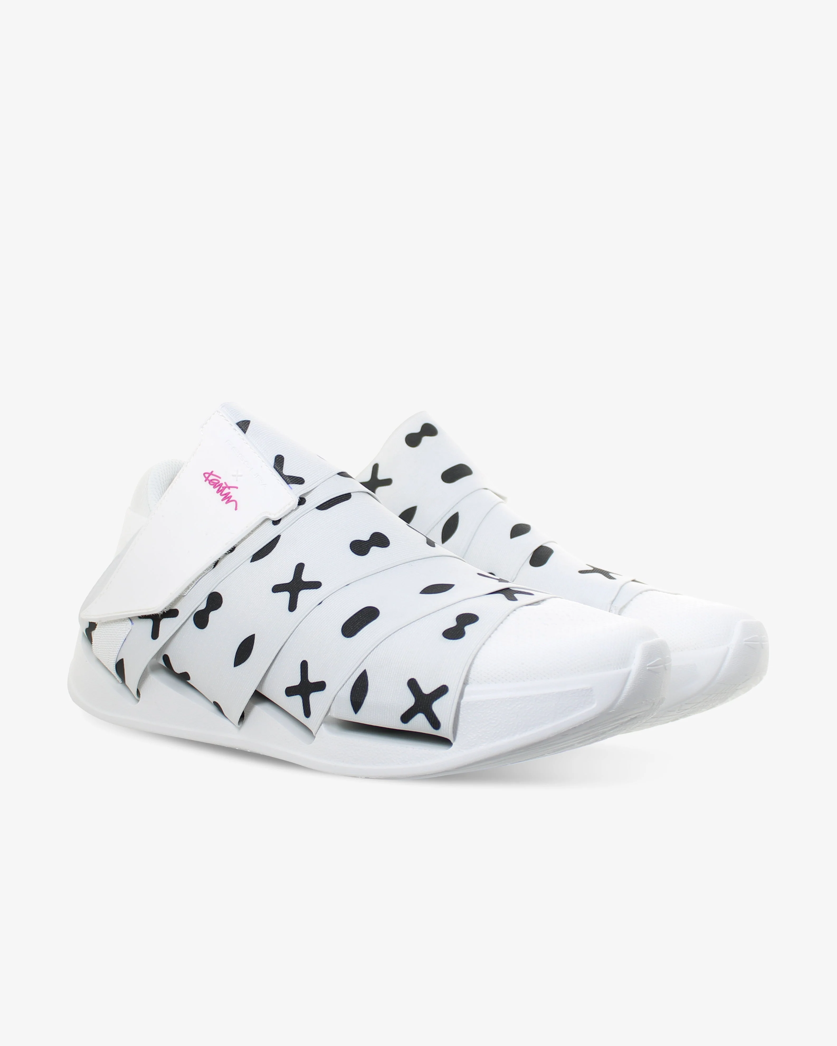 Fessura Italia Change Shoe - Karim Rashid Limited Edition 01 White Sign Everyday Sneakers